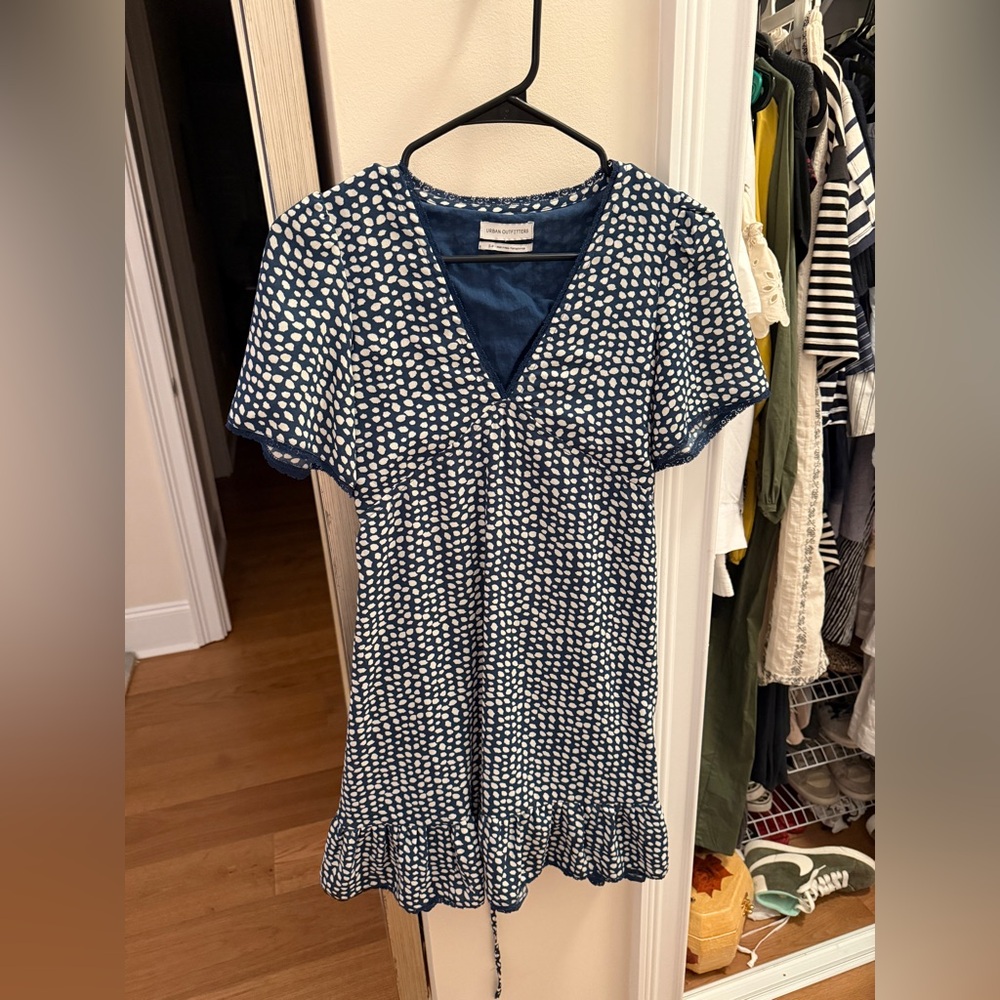 Urban Outfitters Blue and White Ruffled Puff Sleeve Mini Dress